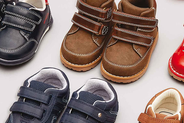 Изображение: Как правильно выбрать детскую обувь?